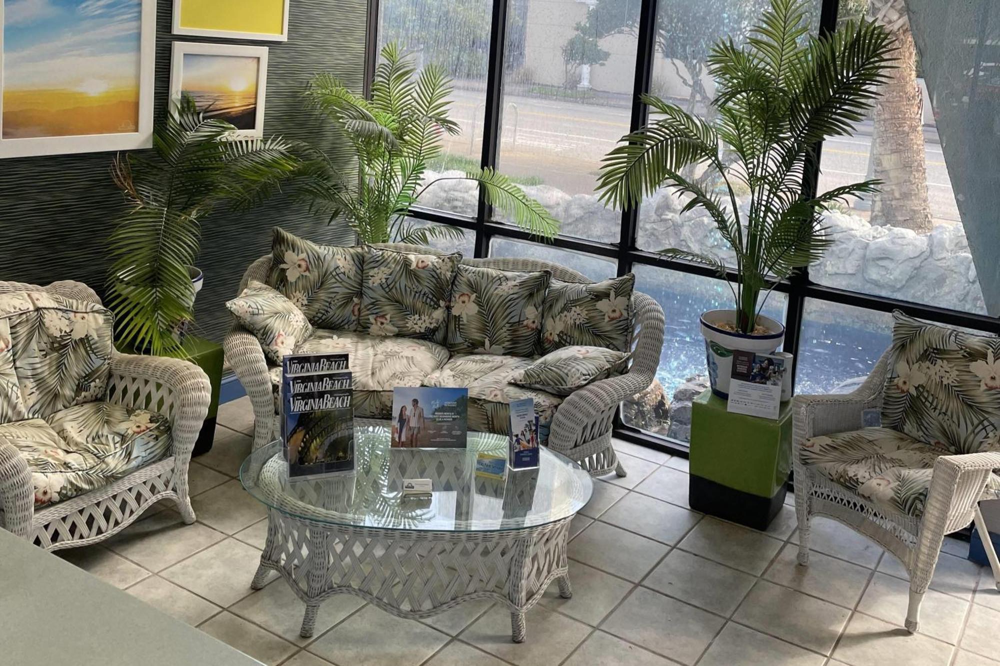 Days Inn By Wyndham Virginia Beach At The Beach Bagian luar foto